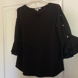 💋Bundle 2 for 20!! Pretty Black Top